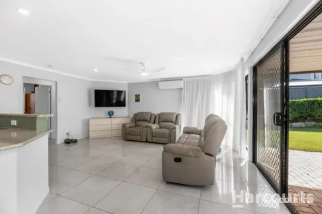Property photo of 2 Brampton Place Taigum QLD 4018