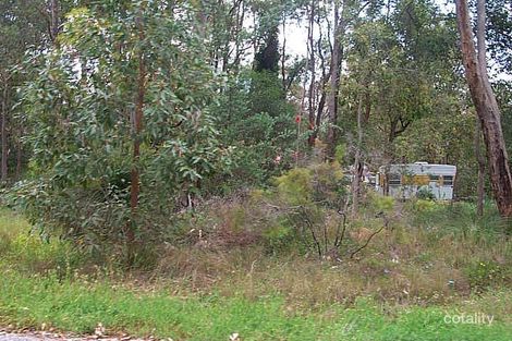 8 Hawkins Rd, Roleystone, WA 6111