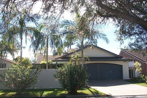 13 Sophie Ave, Broadbeach Waters, QLD 4218