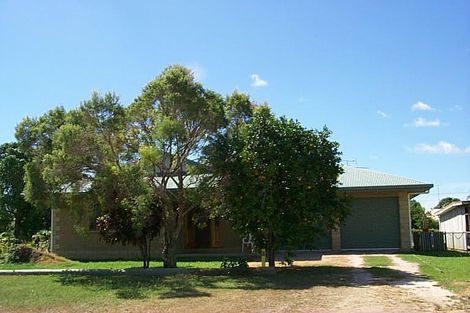 103 Twelfth Ave, Home Hill, QLD 4806