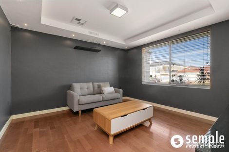 Property photo of 15 Randazzo Way Yangebup WA 6164