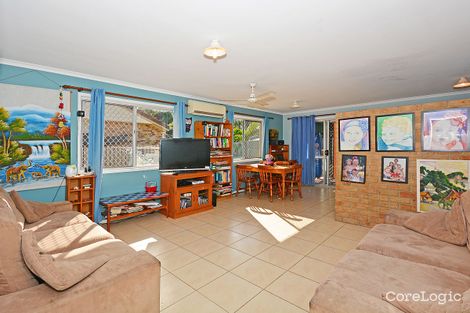 Property photo of 6 Howlett Street Urangan QLD 4655