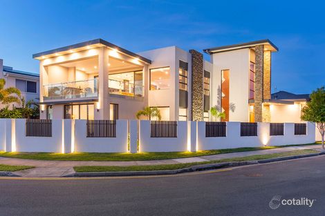 Property photo of 7 Harbour Rise Hope Island QLD 4212