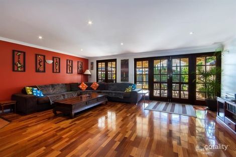 Property photo of 9 Lincoln Road Forrestfield WA 6058