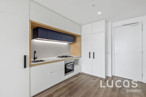 Property photo of 905/15 Doepel Way Docklands VIC 3008