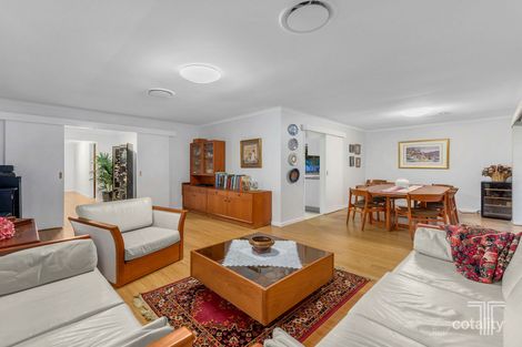 Property photo of 30 Sandringham Street Mansfield QLD 4122