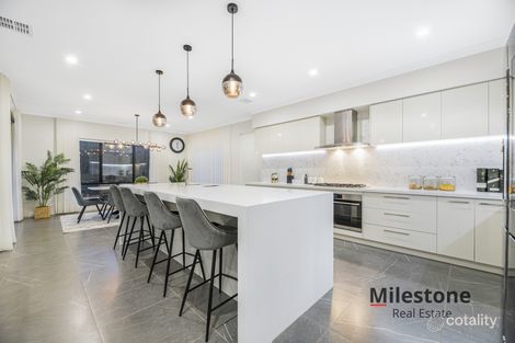 Property photo of 54 Odeon Avenue Clyde North VIC 3978