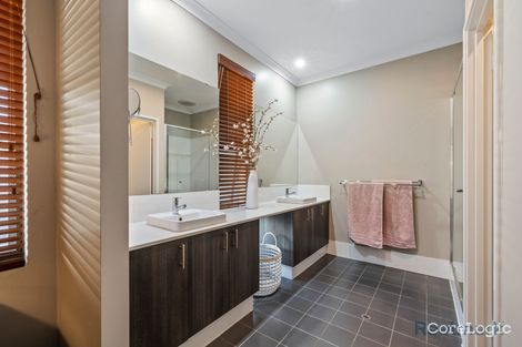 Property photo of 9 Rosella Way Coodanup WA 6210