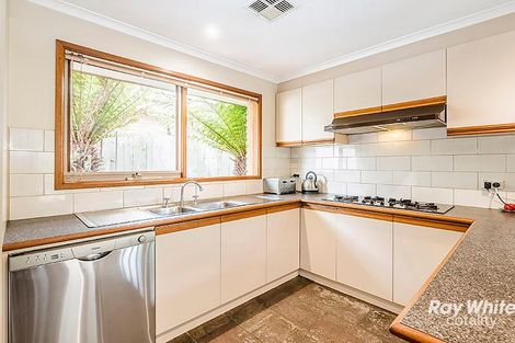 Property photo of 27 Maltravers Crescent Cranbourne North VIC 3977