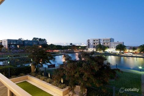 Property photo of 8 Lakeside Close Mawson Lakes SA 5095