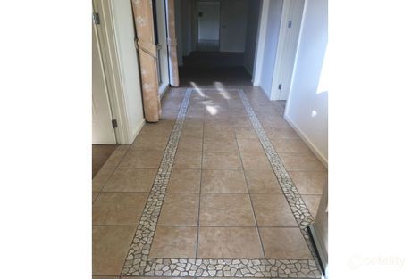 Property photo of 54 Moondarra Drive Berwick VIC 3806