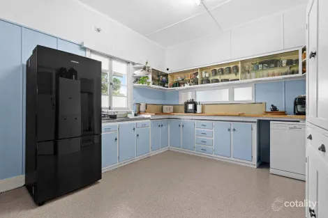 Property photo of 38 Kitchener Street Wynnum QLD 4178