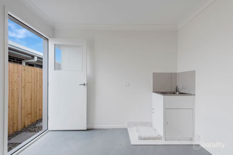 Property photo of 11 Olivia Street Flinders View QLD 4305