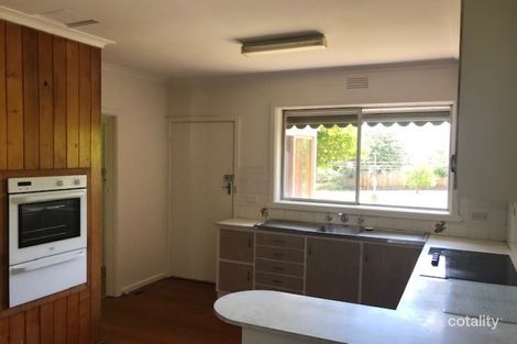 17 Clay Dr, Doncaster, VIC 3108