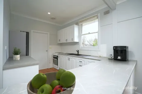 Property photo of 8 Cedar Crescent Griffith NSW 2680