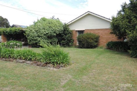 Property photo of 10 Railton Court Gisborne VIC 3437