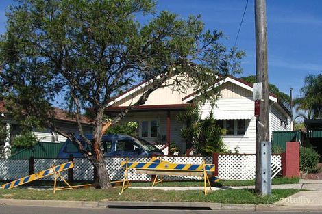 68 Boronia Rd, Greenacre, NSW 2190