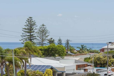 Property photo of 51 Beach Road Marmion WA 6020