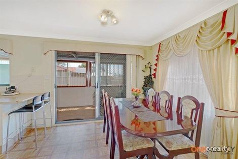 Property photo of 4 Gardenia Place Macquarie Fields NSW 2564
