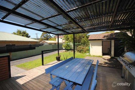 Property photo of 32 Cary Street Wyoming NSW 2250