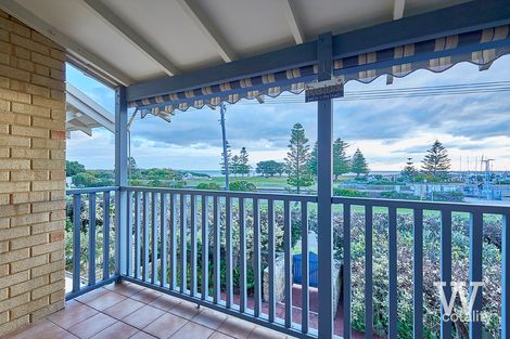 Property photo of 4/174 Marine Terrace South Fremantle WA 6162