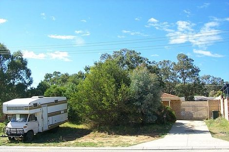 4 Astroloma Pl, Koongamia, WA 6056