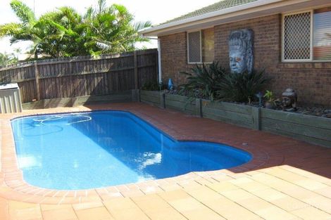 Property photo of 1 King Richard Court Urangan QLD 4655