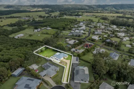 Property photo of 18 Toriana Place Beerwah QLD 4519