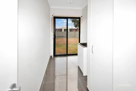 Property photo of 11 Henleydale Drive Mooroopna VIC 3629