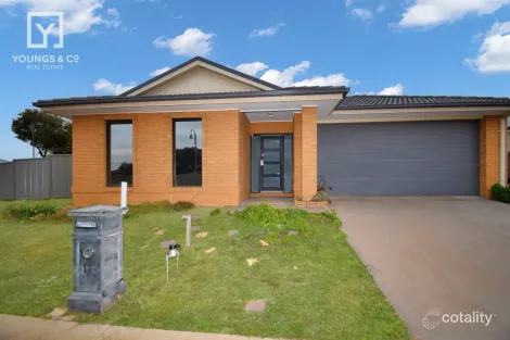 Property photo of 11 Henleydale Drive Mooroopna VIC 3629