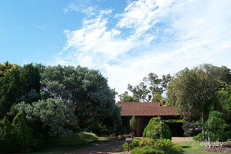 16 Peregrine Dr, Kingsley, WA 6026