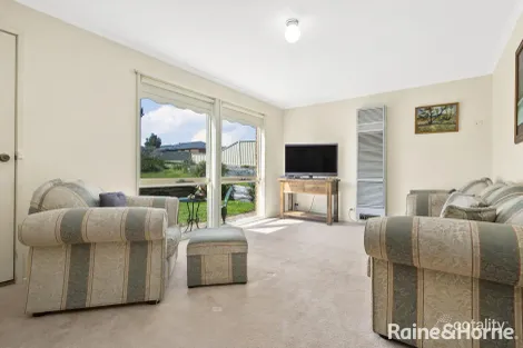 Property photo of 31 Jacobs Avenue Kyneton VIC 3444