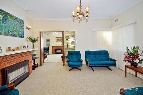 Property photo of 27 Woodstock Road Mount Waverley VIC 3149