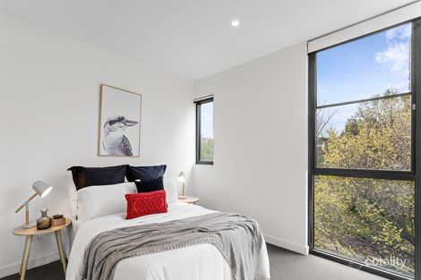 Property photo of 202/8 Princes Close Prahran VIC 3181