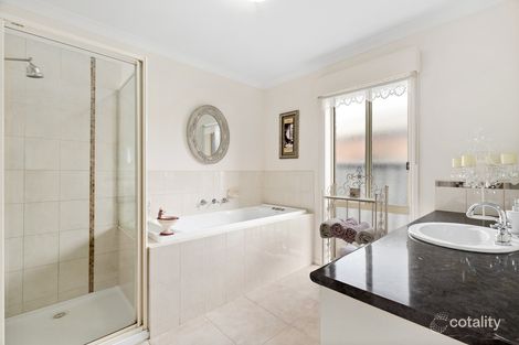 Property photo of 4 Fitzwilliam Drive Doreen VIC 3754