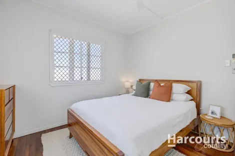 Property photo of 28 Summerfield Street Aspley QLD 4034