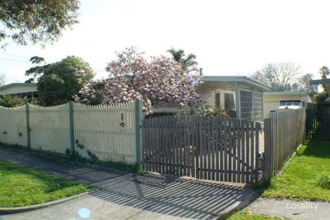 19 Denbigh Rd, Seaford, VIC 3198