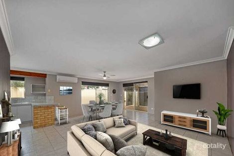 Property photo of 39B Kutcharo Crescent Joondalup WA 6027