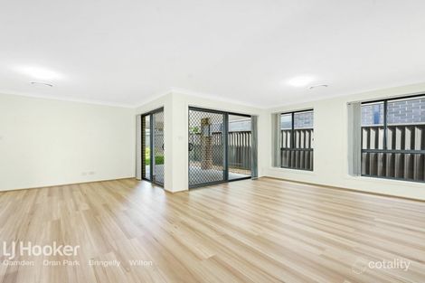 Property photo of 16 Geoghegan Circuit Oran Park NSW 2570