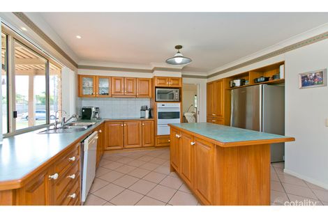 Property photo of 21 Lewis Place Manly West QLD 4179