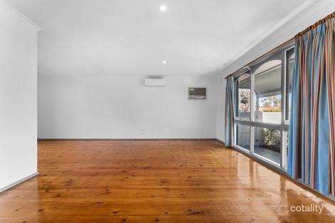 Property photo of 1/18 Shearwater Drive Carrum Downs VIC 3201