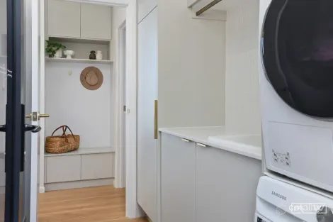 Property photo of 4 Buccaneer Avenue Lammermoor QLD 4703