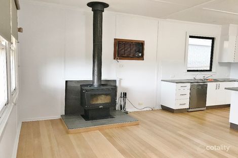 Property photo of 5 Thiele Avenue Loxton SA 5333