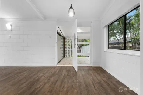 Property photo of 14 Coolcrest Street Wynnum QLD 4178