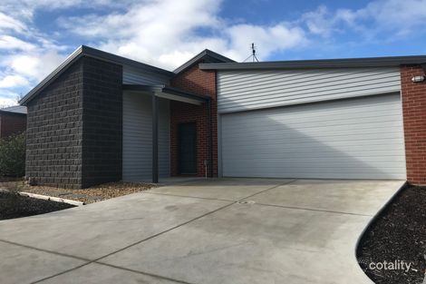 2/37 Young St, Leongatha, VIC 3953