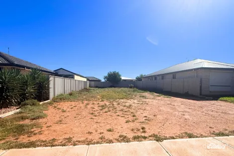 Property photo of 27 Starke Circle Whyalla Jenkins SA 5609