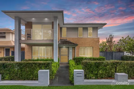 Property photo of 10 Lakeview Drive Cranebrook NSW 2749