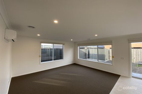 Property photo of 30/373-375 Centre Road Berwick VIC 3806