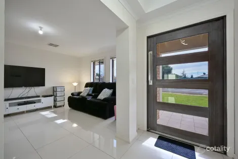 Property photo of 2 Robinson Street Whyalla Jenkins SA 5609