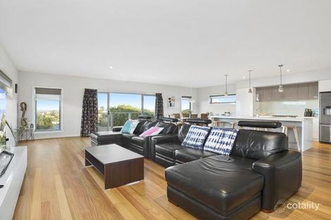 Property photo of 14 Greenfinch Way Wandana Heights VIC 3216